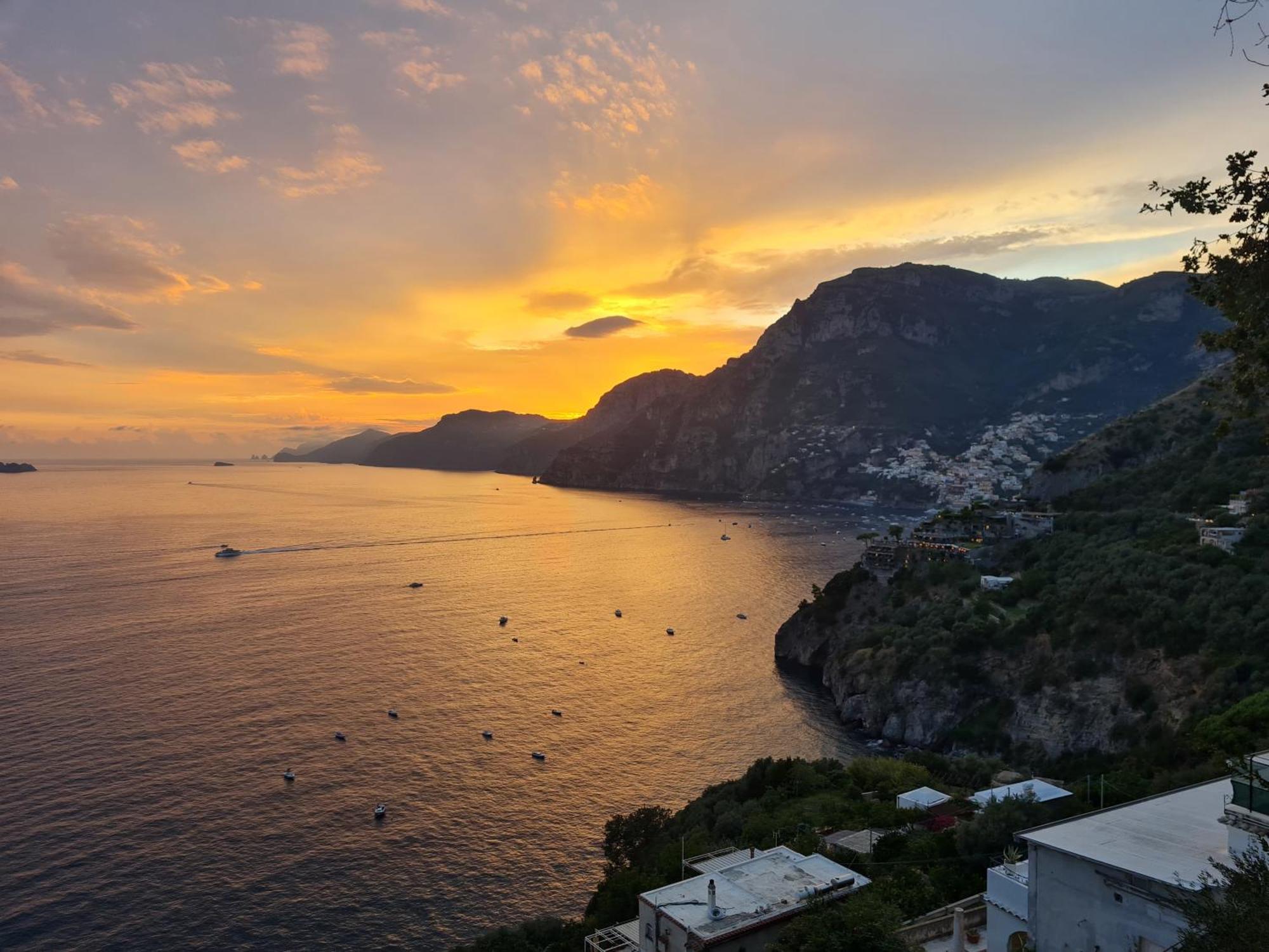 Villa Santa Chiara Positano Suites Екстериор снимка