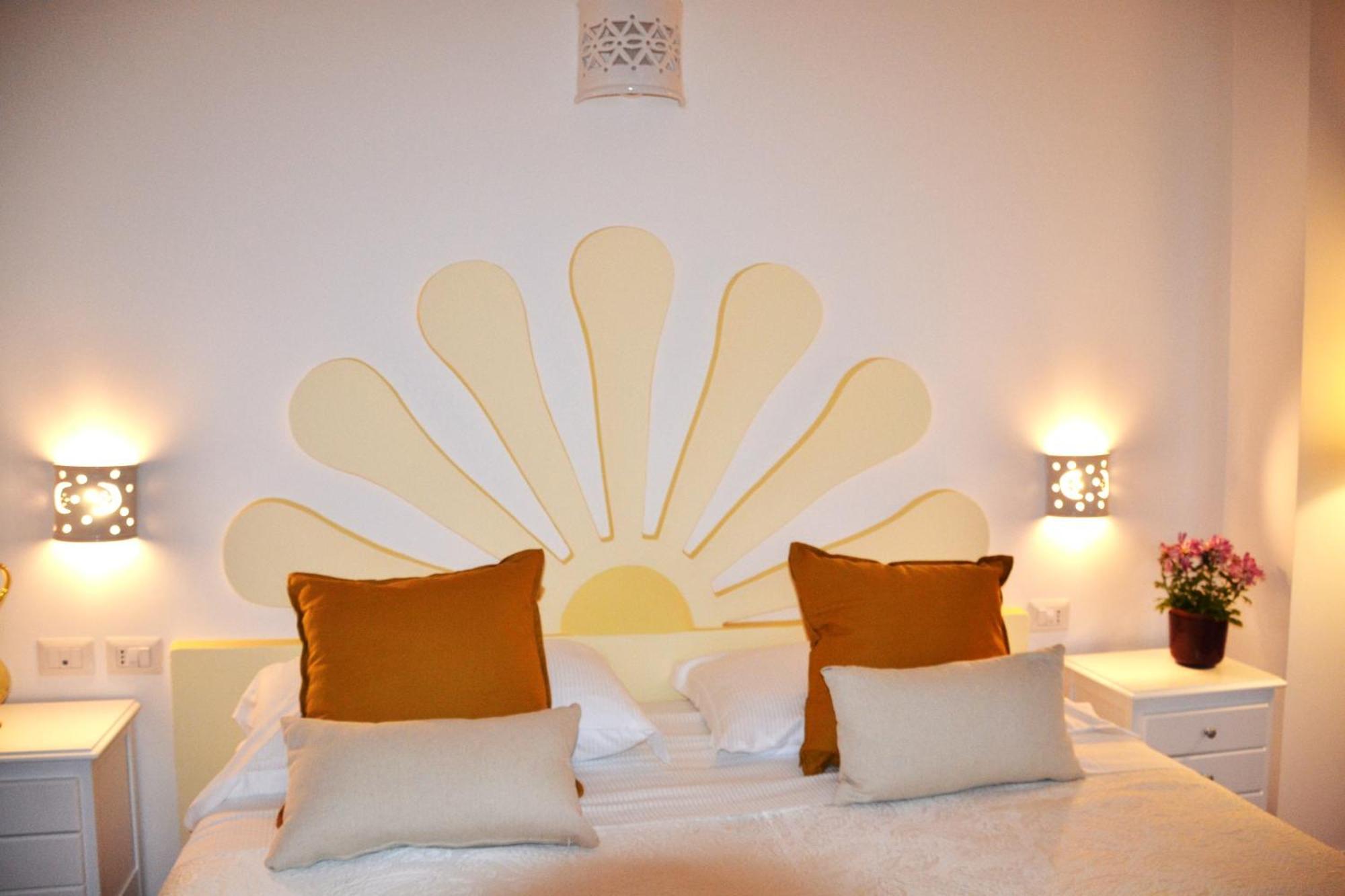 Villa Santa Chiara Positano Suites Екстериор снимка