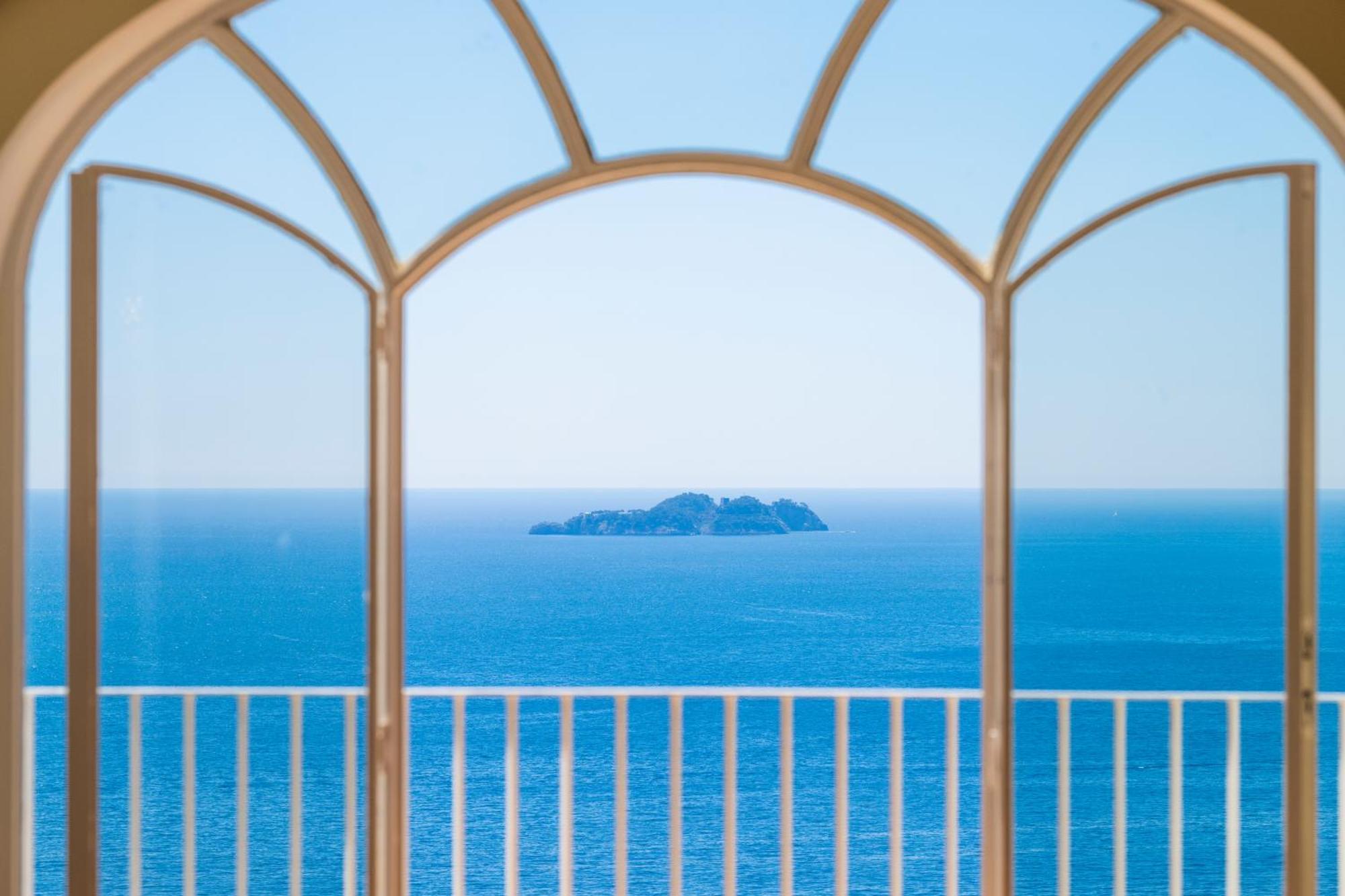 Villa Santa Chiara Positano Suites Екстериор снимка