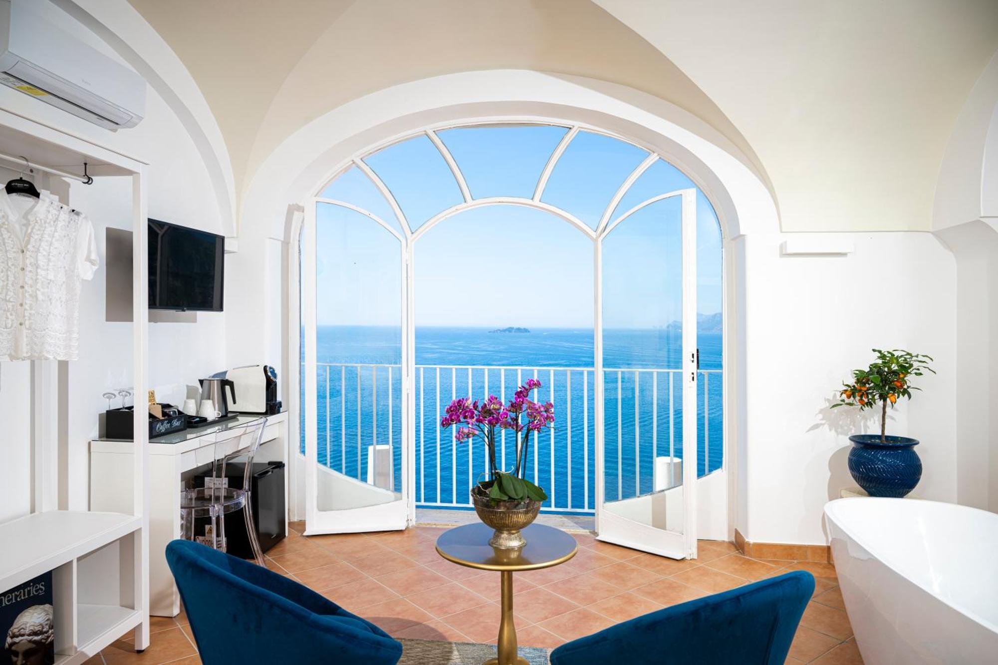Villa Santa Chiara Positano Suites Екстериор снимка